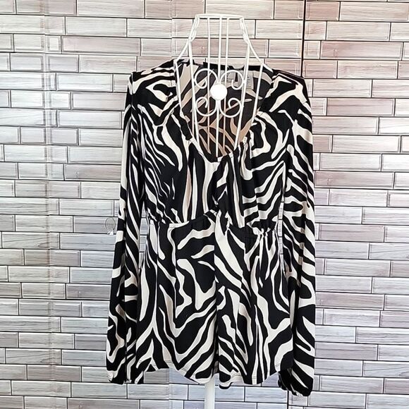 Worthington zebra print blouse Size M - Picture 1 of 11